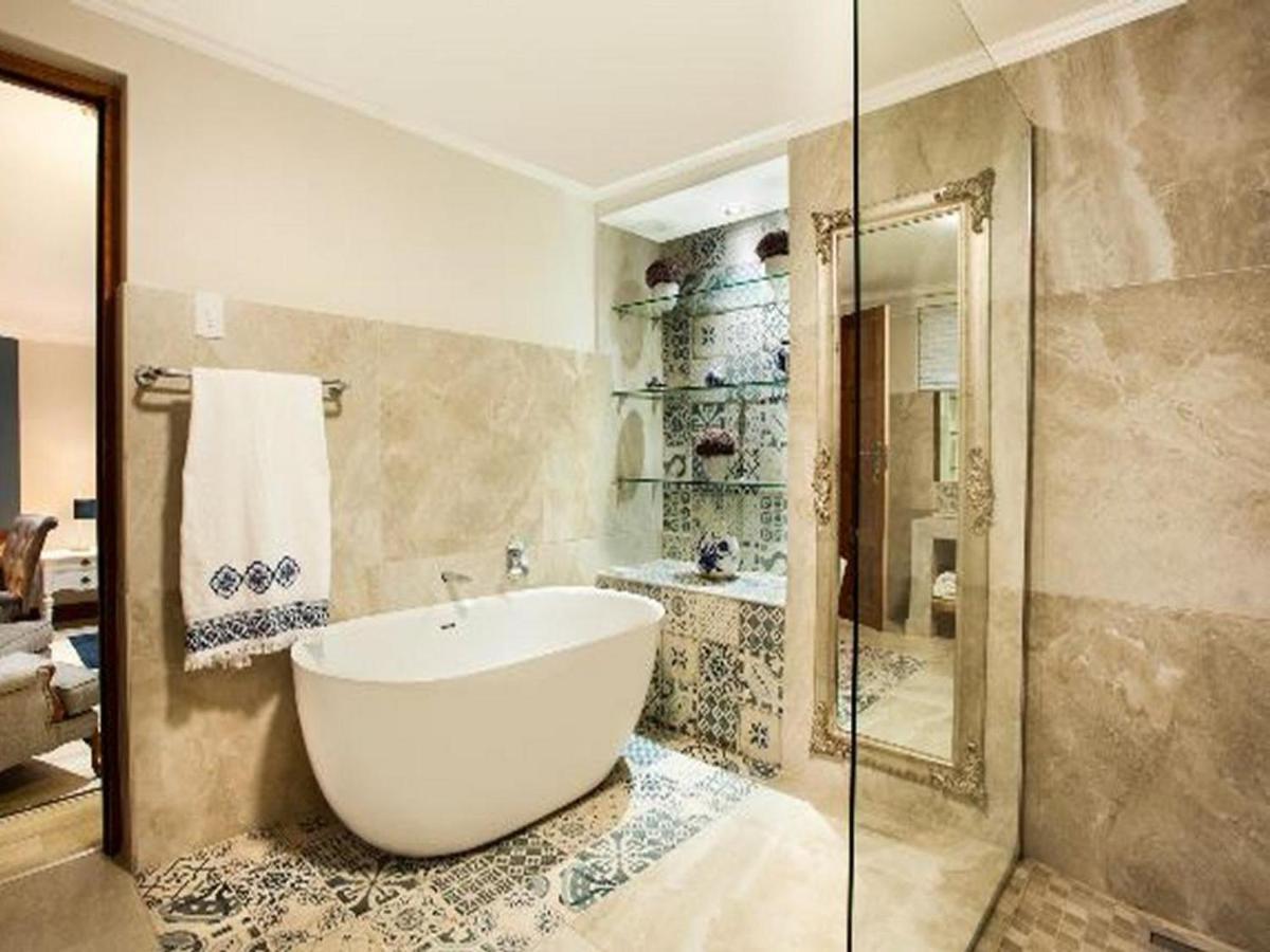 The Coral Tree Hotel Mbombela ภายนอก รูปภาพ