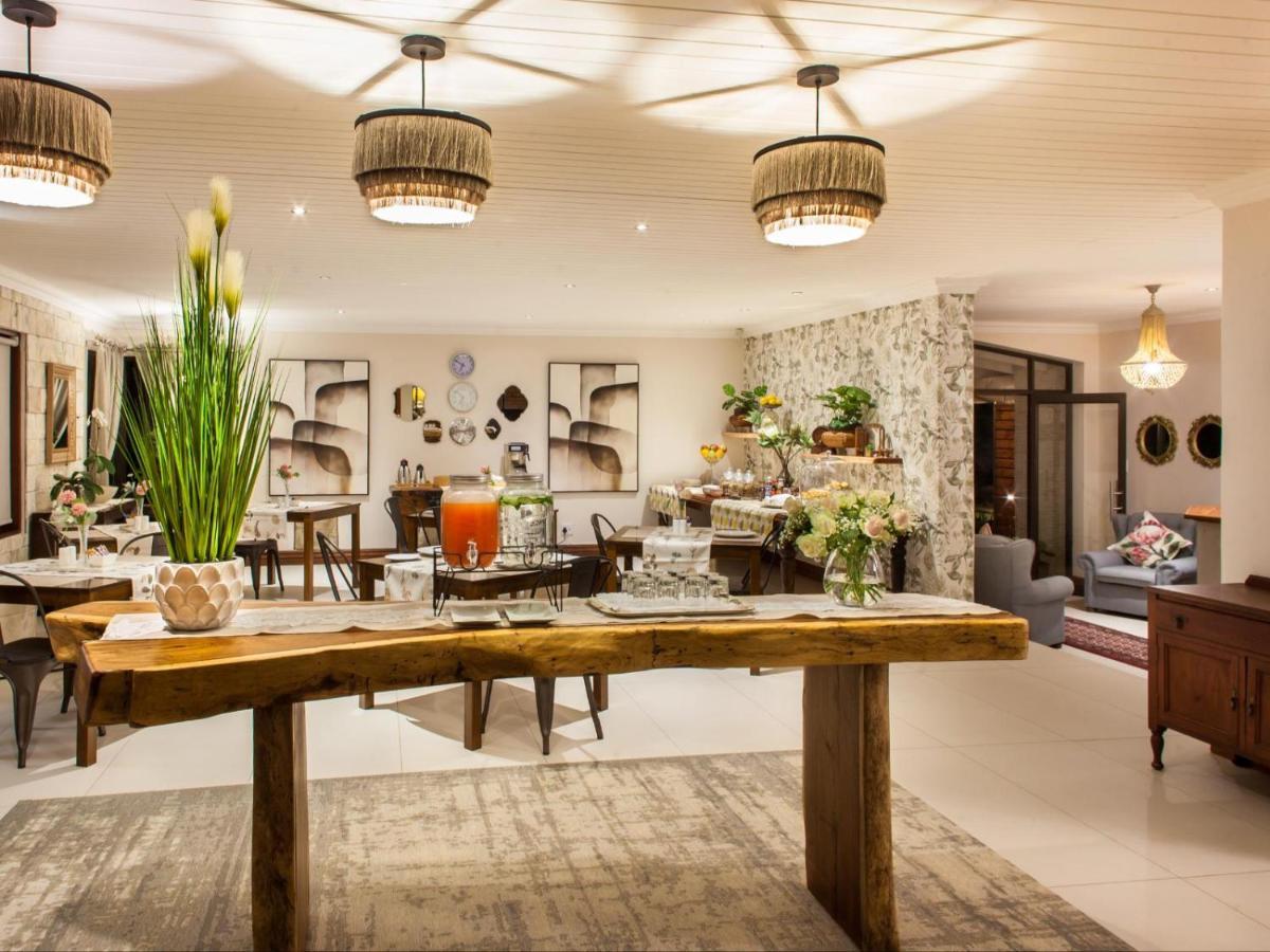 The Coral Tree Hotel Mbombela ภายนอก รูปภาพ