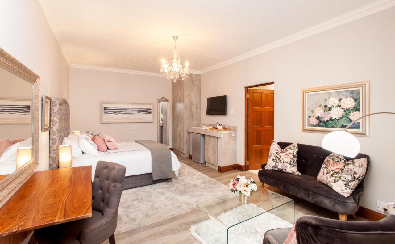 The Coral Tree Hotel Mbombela ภายนอก รูปภาพ