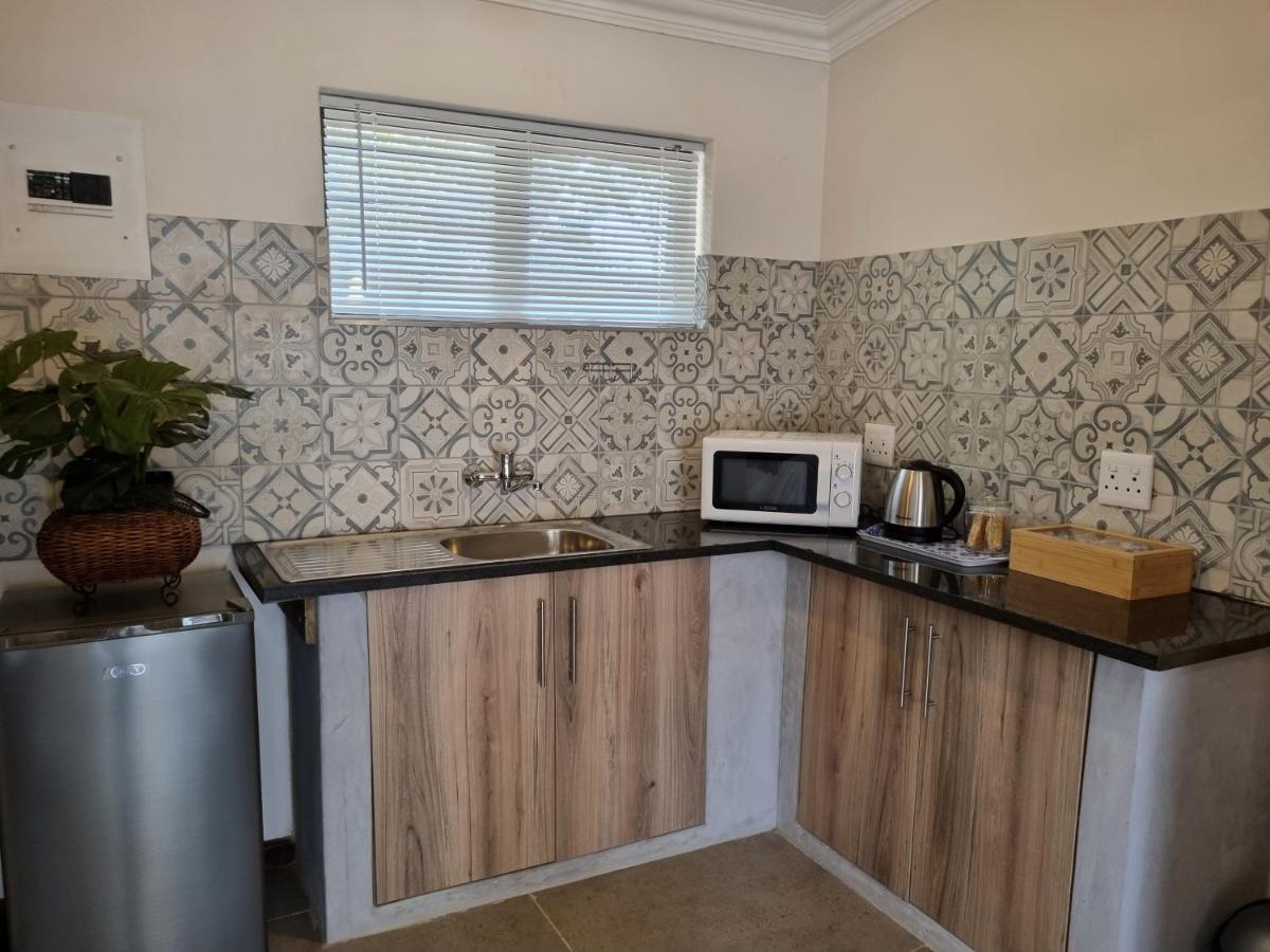 The Coral Tree Hotel Mbombela ภายนอก รูปภาพ